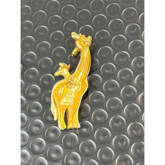 Vintage Giraffe Mother & Baby Brooch Gold Tone Enamel Amber Rhinestones Animal - Picture 11 of 11